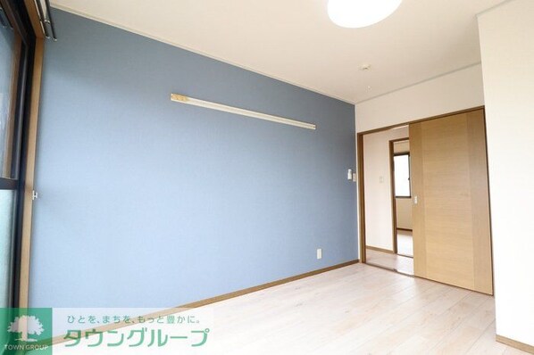 エバーグリーンAの物件内観写真